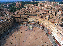 Piazza del Campo vista dalla Torre del Mangia